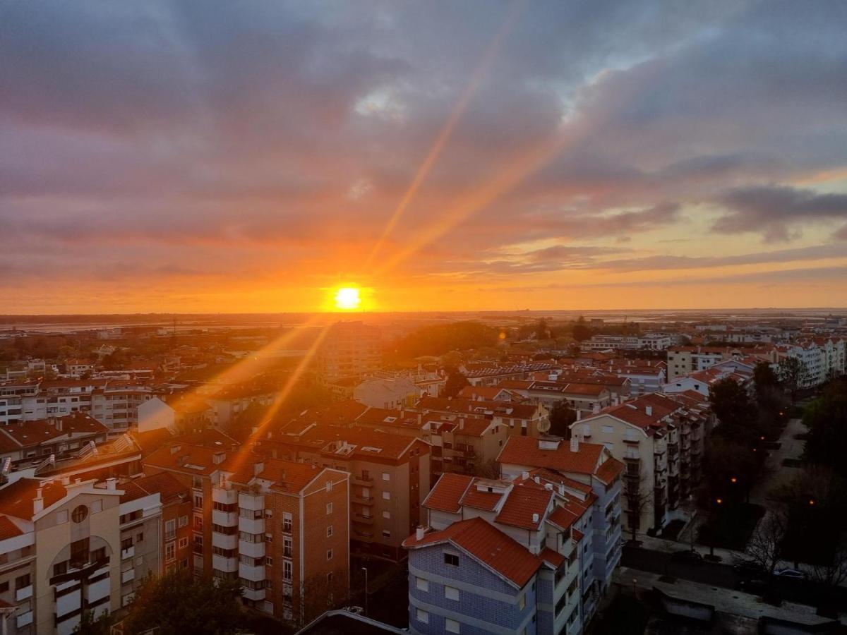 A Minha Alegre Casinha Apartment Авиеро Екстериор снимка